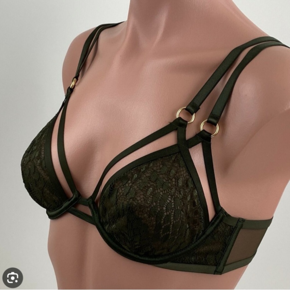 Very Sexy Unlined Plunge Bra